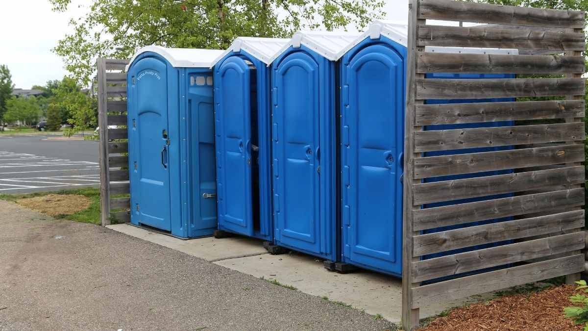 Porta Potty Rental Pros - Quality Portable Restroom Services in Mathews, VA, 23109